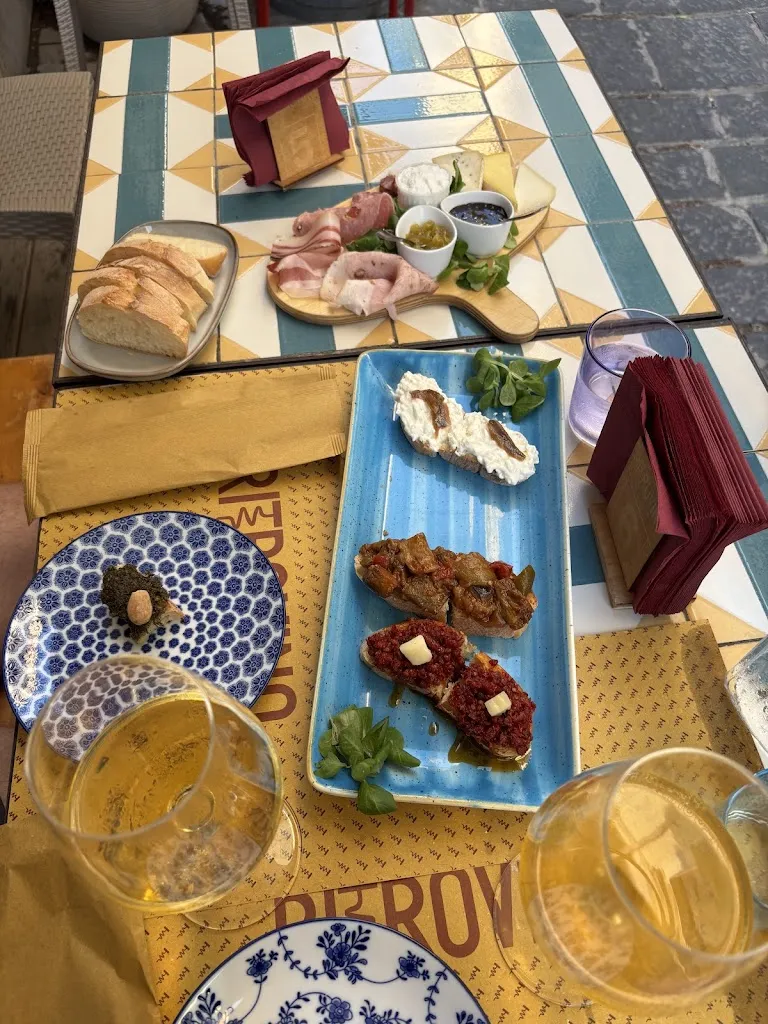 Lisa Fuetterer_RitroVino_Noto_review