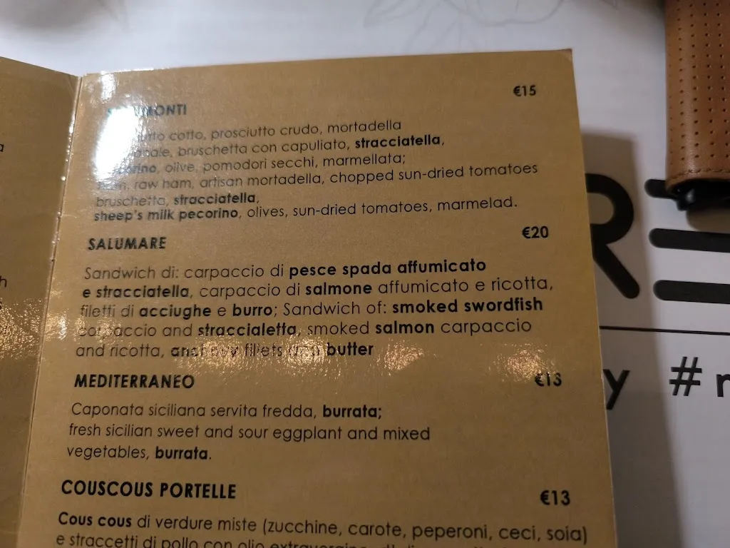 Menu_SECRET eat drink stay #noto_Noto_image_1