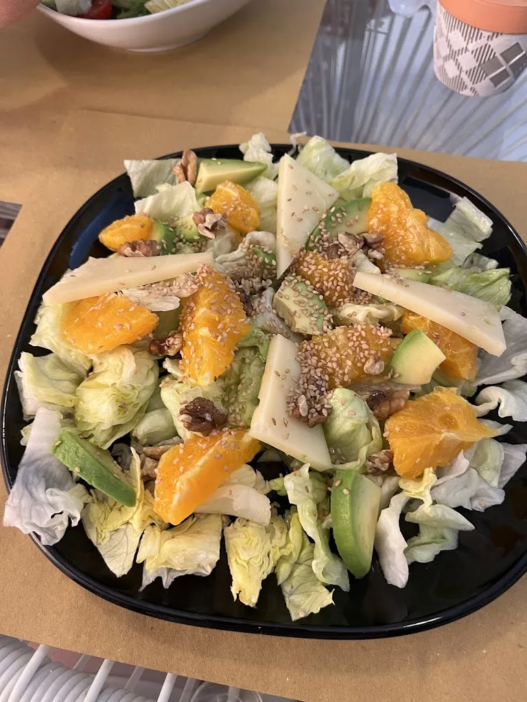 MARCIA FREEMAN_Picnic_Noto_review