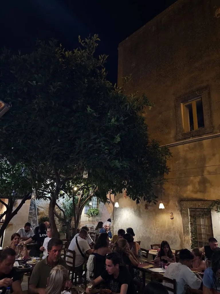 Lin B_L' Assiette Baroque_Noto_review