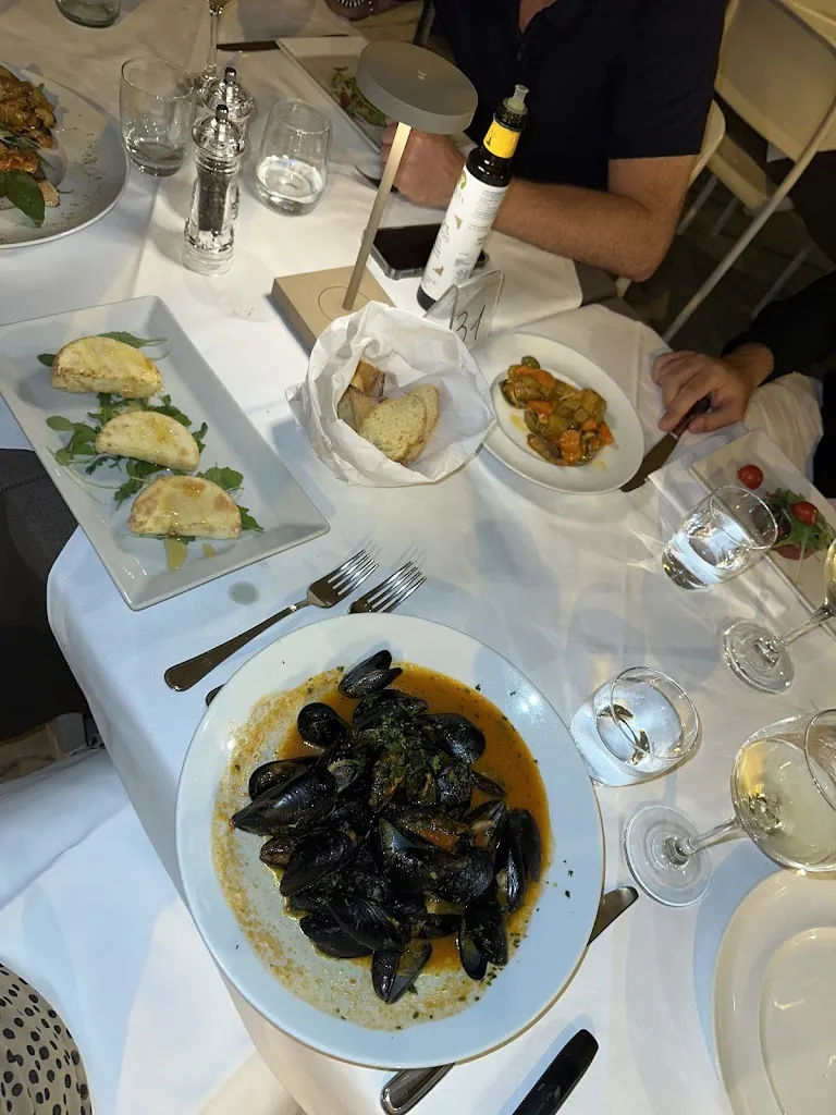 Camille Schuermans_Trattoria ''Fontana d'Ercole''_Noto_recensione