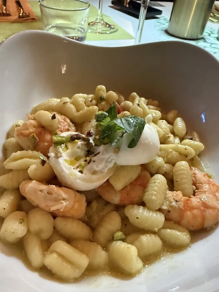 Tannur_Noto_slider_image_3