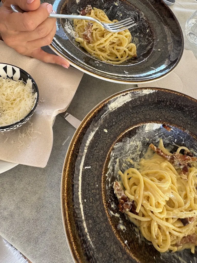 Iosefino_Kabir restaurant noto Food & Drink_Noto_review