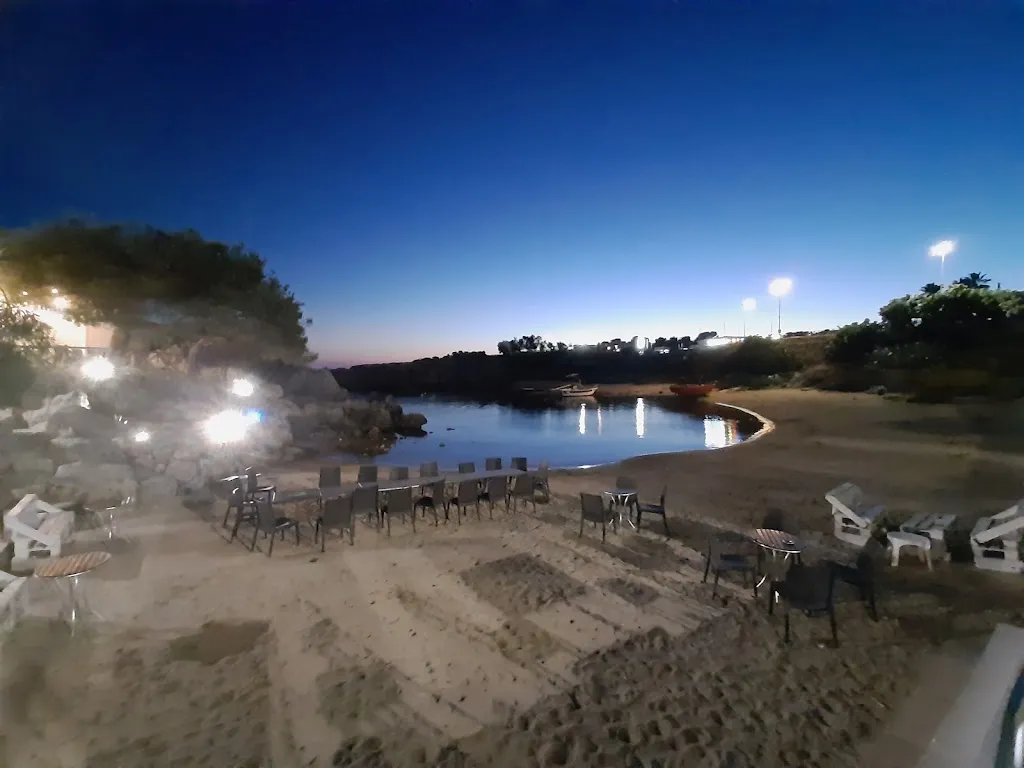 Tiziana Ruggiero_La baia del pescatore_Leporano_review