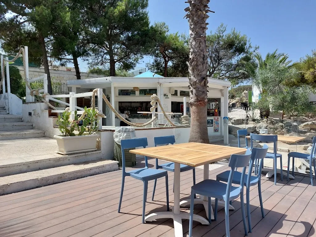 La baia del pescatore restaurant in Leporano