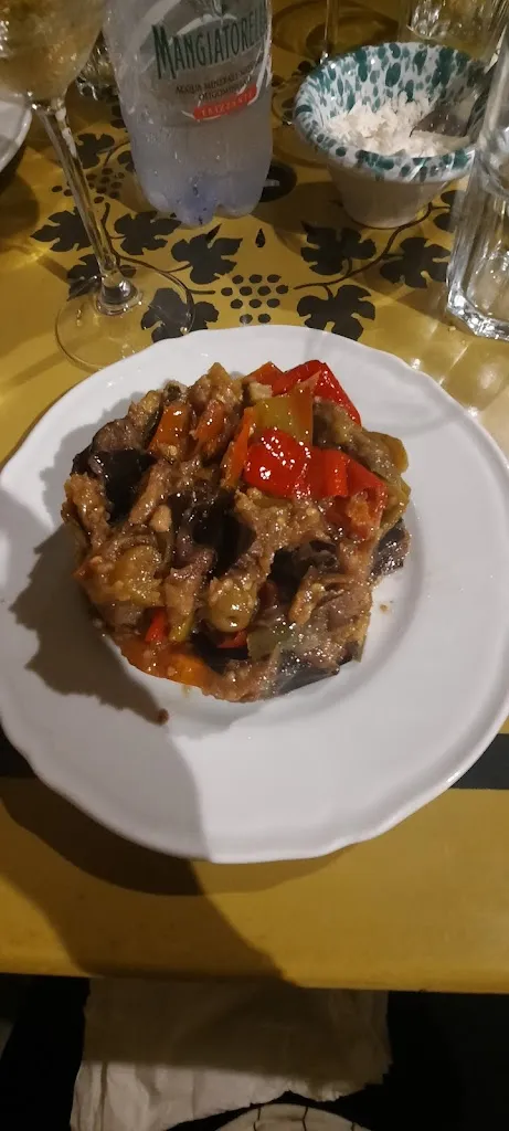 Menu_Modica di San Giovanni - Cantina con uso di Cucina_Noto_image_7