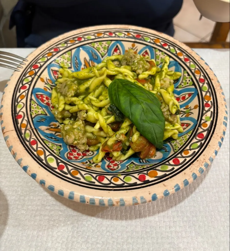 Michal Mičech_Casa Rossa_Noto_review