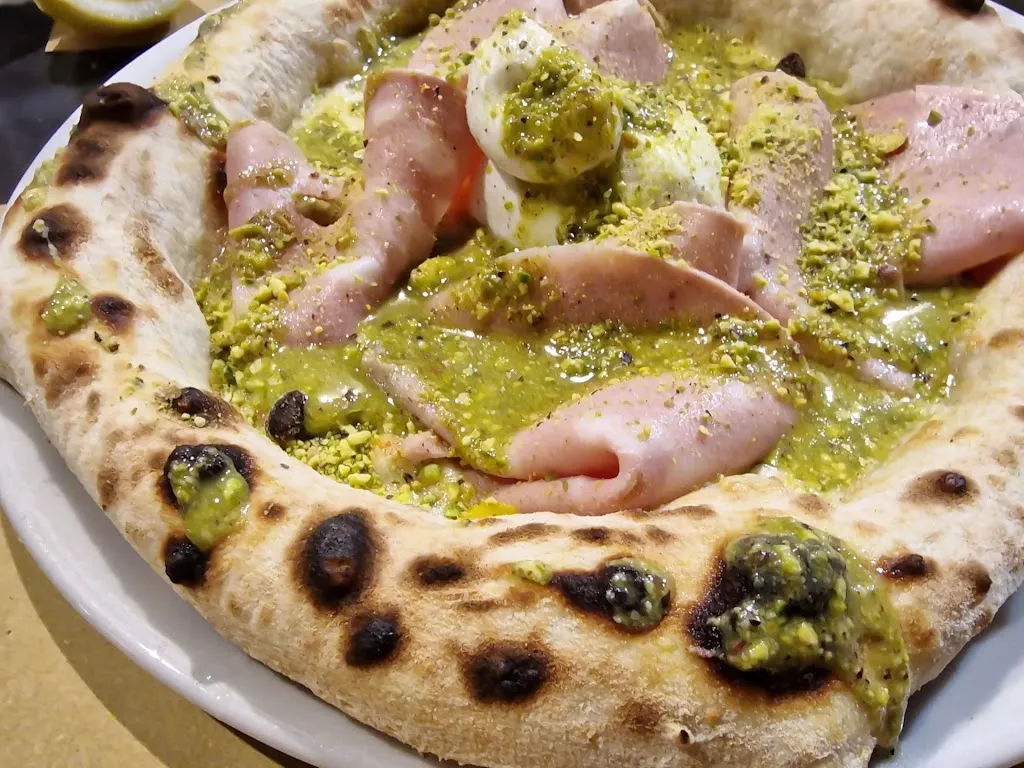 Sicil Pizza Da Umberto Pizzeria Ristorante_Noto_slider_image_2