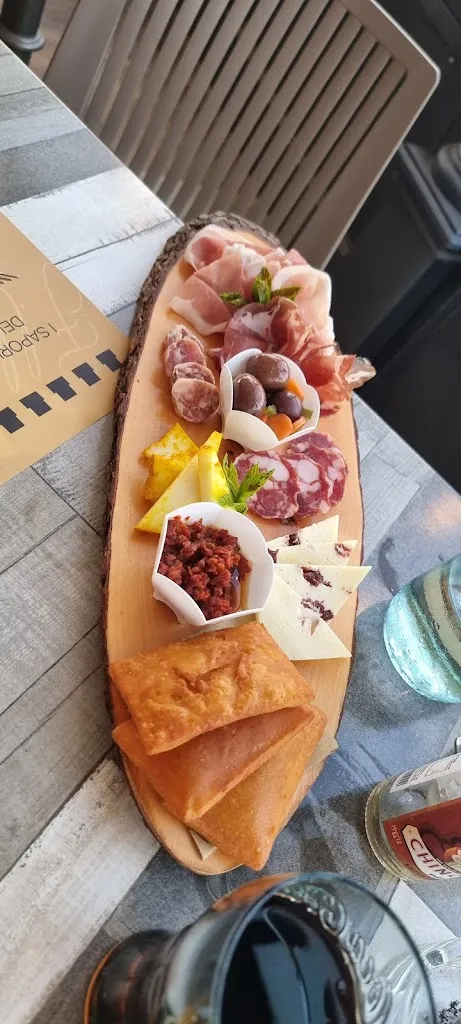 Menu_Quadrilatero_Noto_image_9