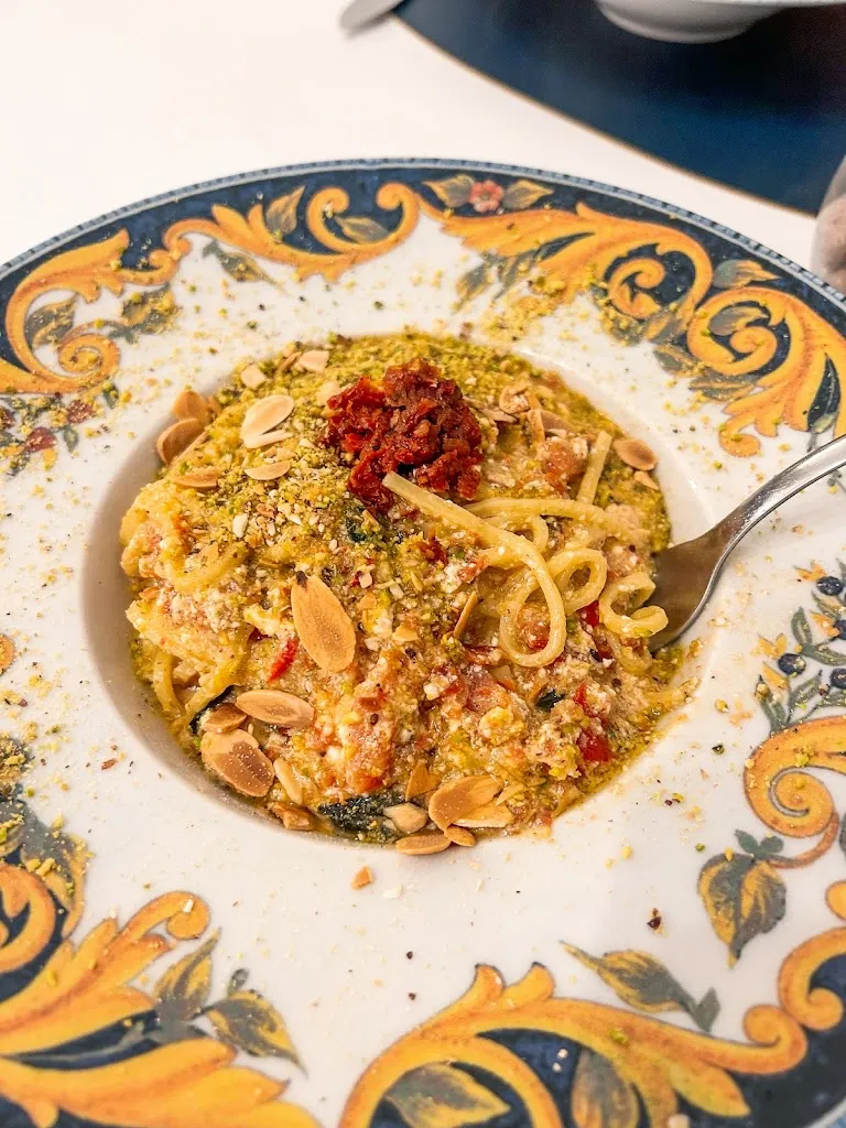 Daniel Proctor_Abbunnanzia a Noto_Noto_review