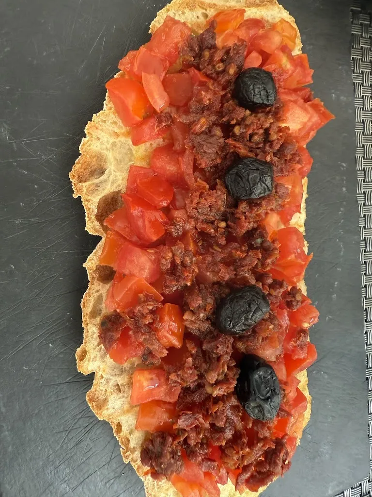 Catherine Shawarby_Cortes_Noto_review