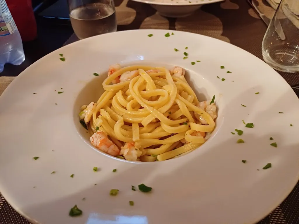 Rosso Tannico_Noto_slider_image_3