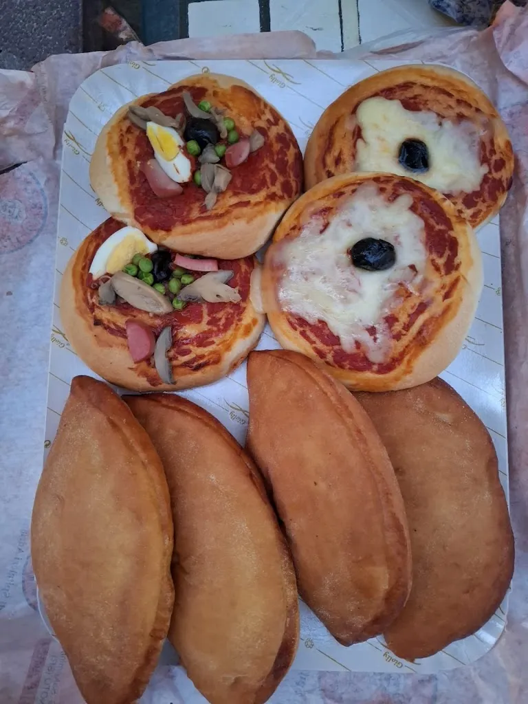 Noemi_Ziu Currao - Rosticceria_Noto_review