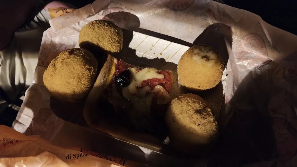 Noemi G._Ziu Currao - Rosticceria_Noto_review