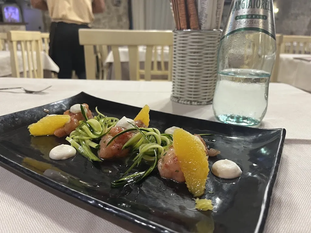 Mira Isar_Vecchio Mulino_Palma di Montechiaro_review