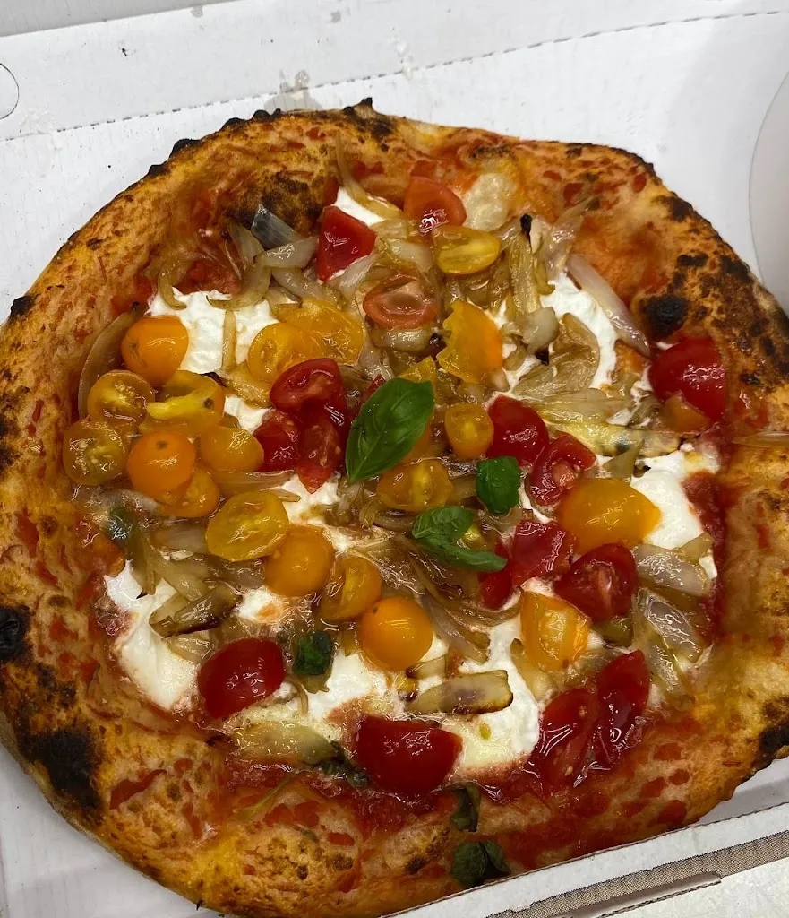 Mimmo Di Gesualdo_Pizzeria Padre Pio New Experience Di Lo Brutto Pino_Palma di Montechiaro_review