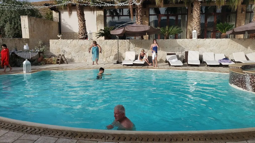 Mnoho Spisy_Tenuta Costa_Palma di Montechiaro_review