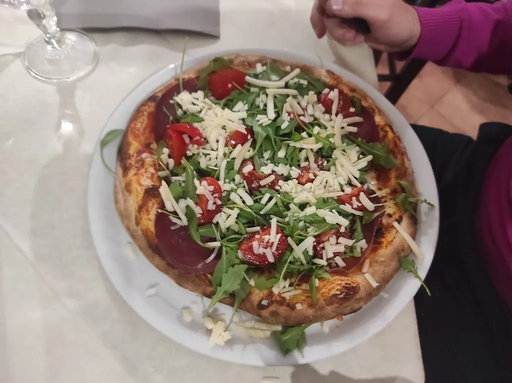 vito aiello_Da Mario Family Pizzeria Trattoria_Partanna_review