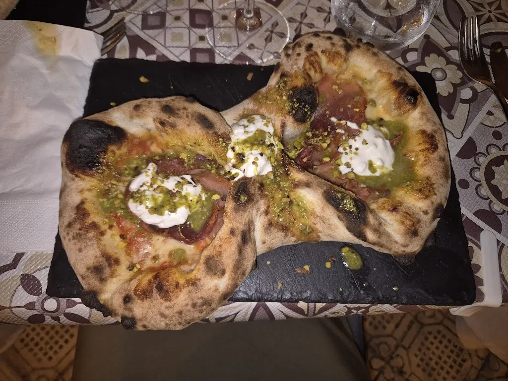 margot wack_Strapizzami_Partanna_review