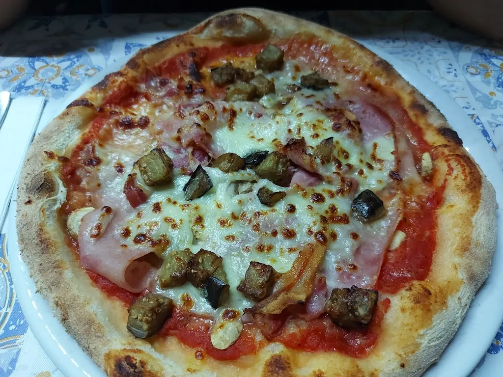 Pizza E Sfizi L'Arco Di F. Ditta_Partanna_slider_image_2