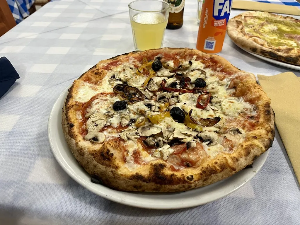 Pizzeria Mangia e Bevi_Pachino_slider_image_2