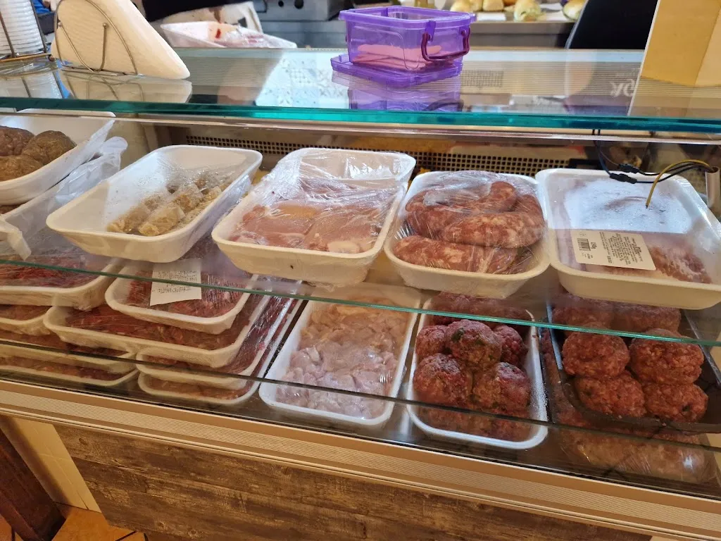 Piotr Rospara_Agosto burger house_Pachino_review