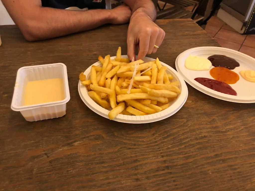 Salvatore Pelligra_Agosto burger house_Pachino_review