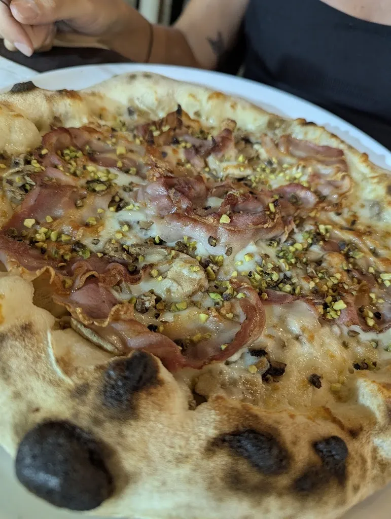 Paolo D'Incalci_Pizzeria Braceria Pachino_Pachino_review