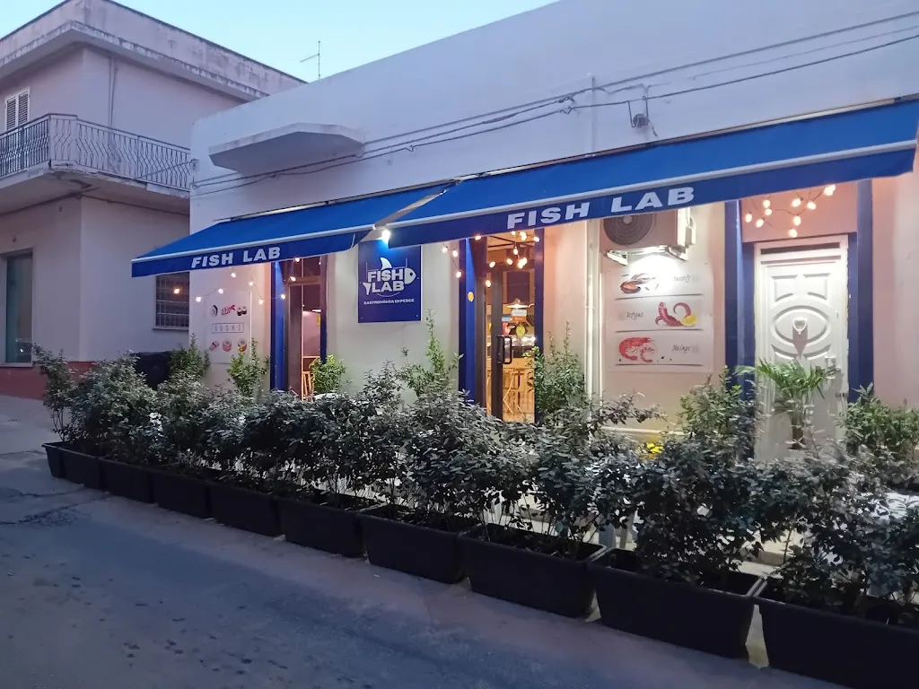FISH LAB restaurant in Pachino