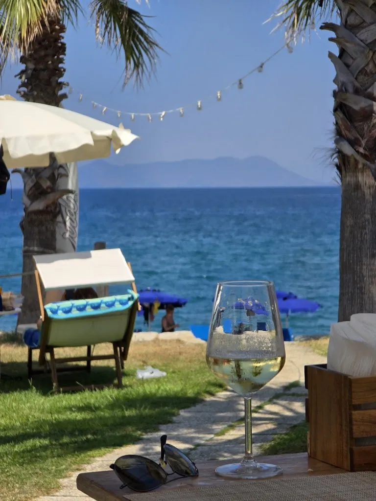 Alex_Grotte Beach Sicilia_Patti_review