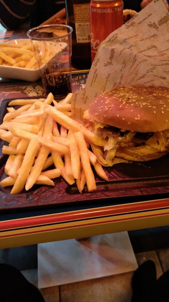 Giuseppina Seminara_Speedy Cafe’_Patti_review