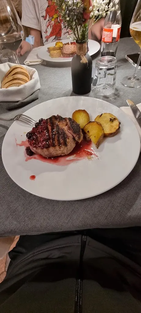 Robin Thuresson_𝘼' 𝙎𝙪𝙥𝙧𝙖𝙣𝙖 𝓥𝓲𝓷𝓸𝓼𝓽𝓮𝓻𝓲𝓪 | 𝓟𝓲𝔃𝔃𝓮𝓻𝓲𝓪_Petralia Soprana_review