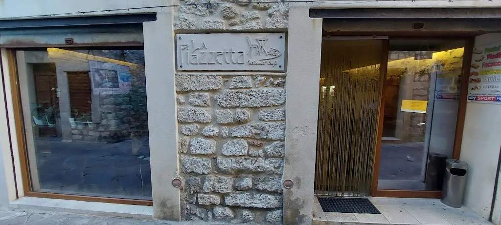 La Piazzetta restaurant in Petralia Soprana