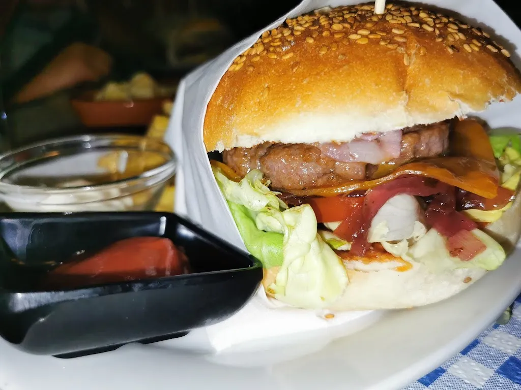 Arianna Caruso_Big Ben Pub_Pedara_review