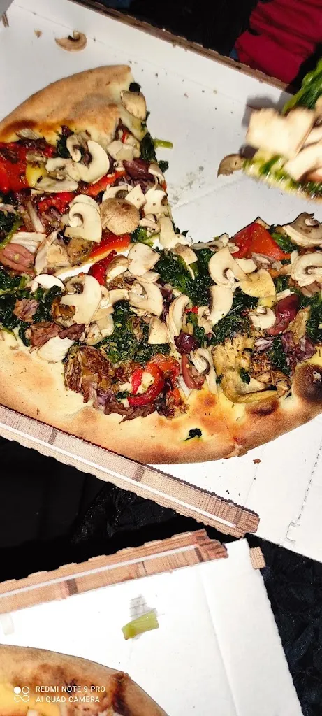 Menu_La Pazzia Pizzeria - Tavola Calda_Pedara_image_1