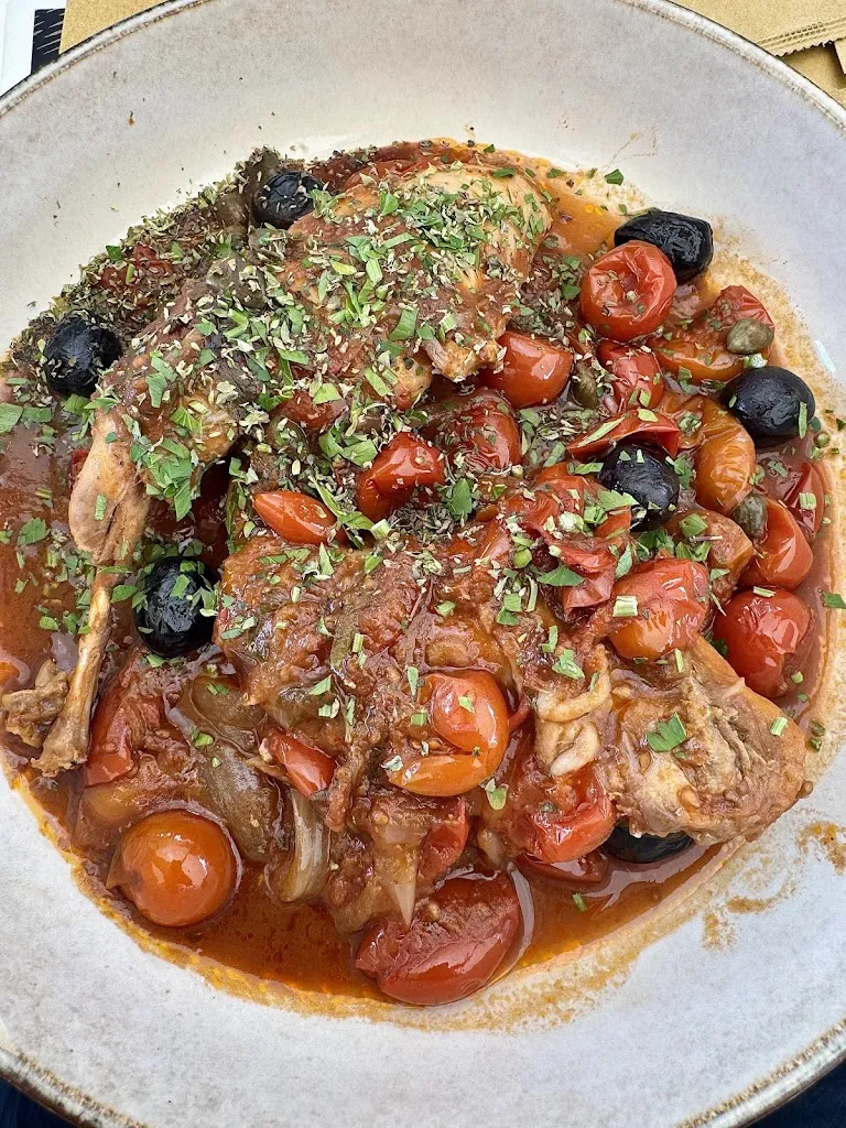 Zoe Martin_Trattoria da Pina_Pantelleria_review