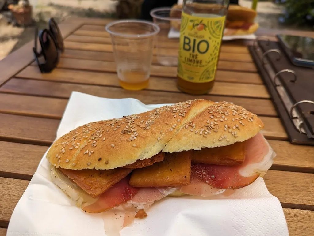 Azienda Agricola MaRai_Pantelleria_slider_image_2