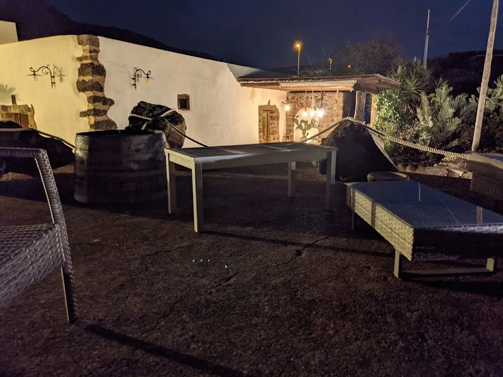 Amber Ginella_I Giardini dei Rodo_Pantelleria_review