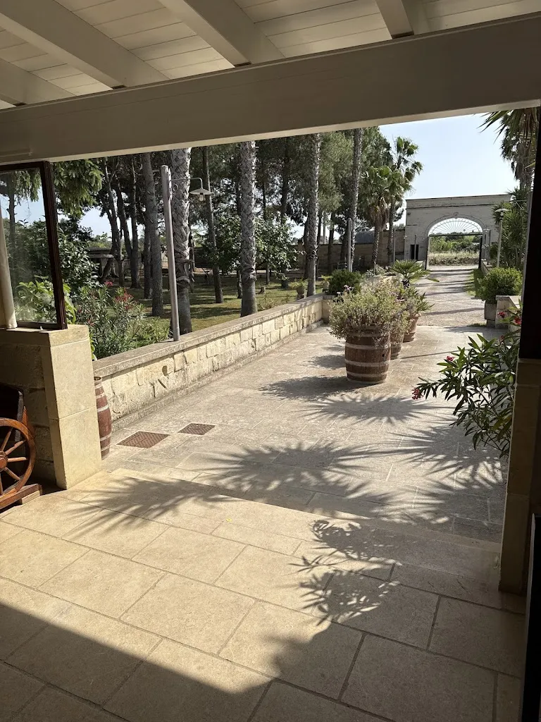 Michele Calviello_Casina del Grillo_Lizzanello_review