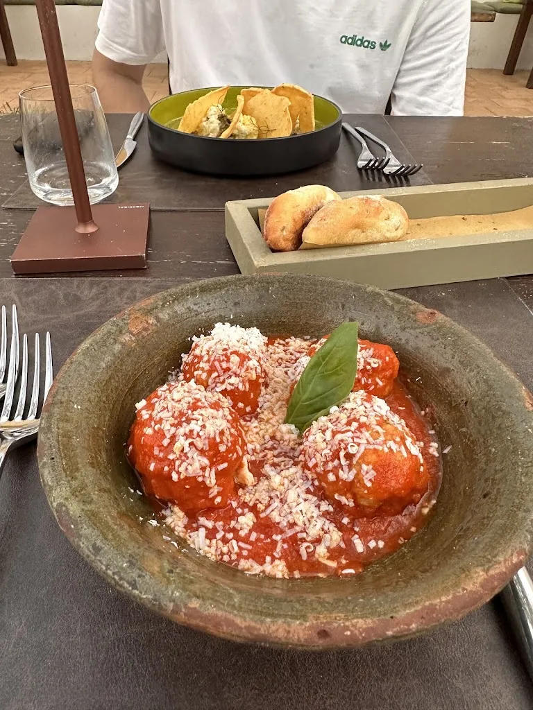 Anouk_Osteria Zà Terè_Pantelleria_review