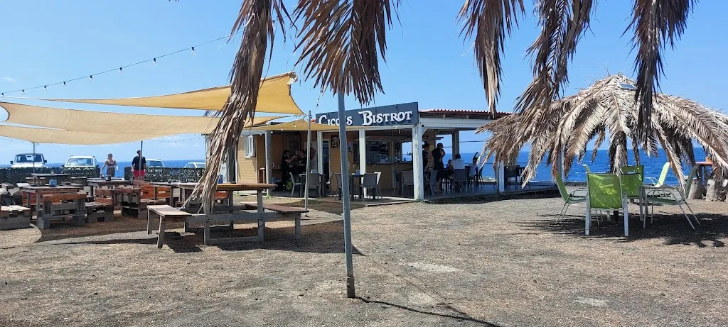 Cicci's Bistrot_Pantelleria_slider_image_1