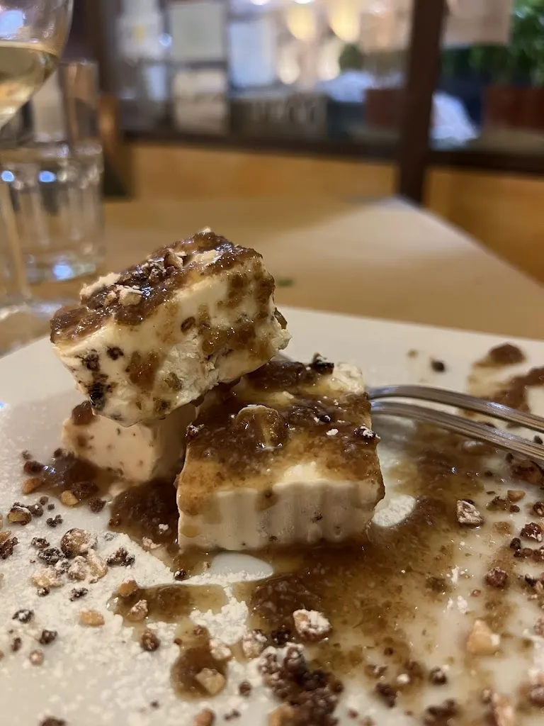 The flying director_trattoria a favarotta_Pantelleria_review