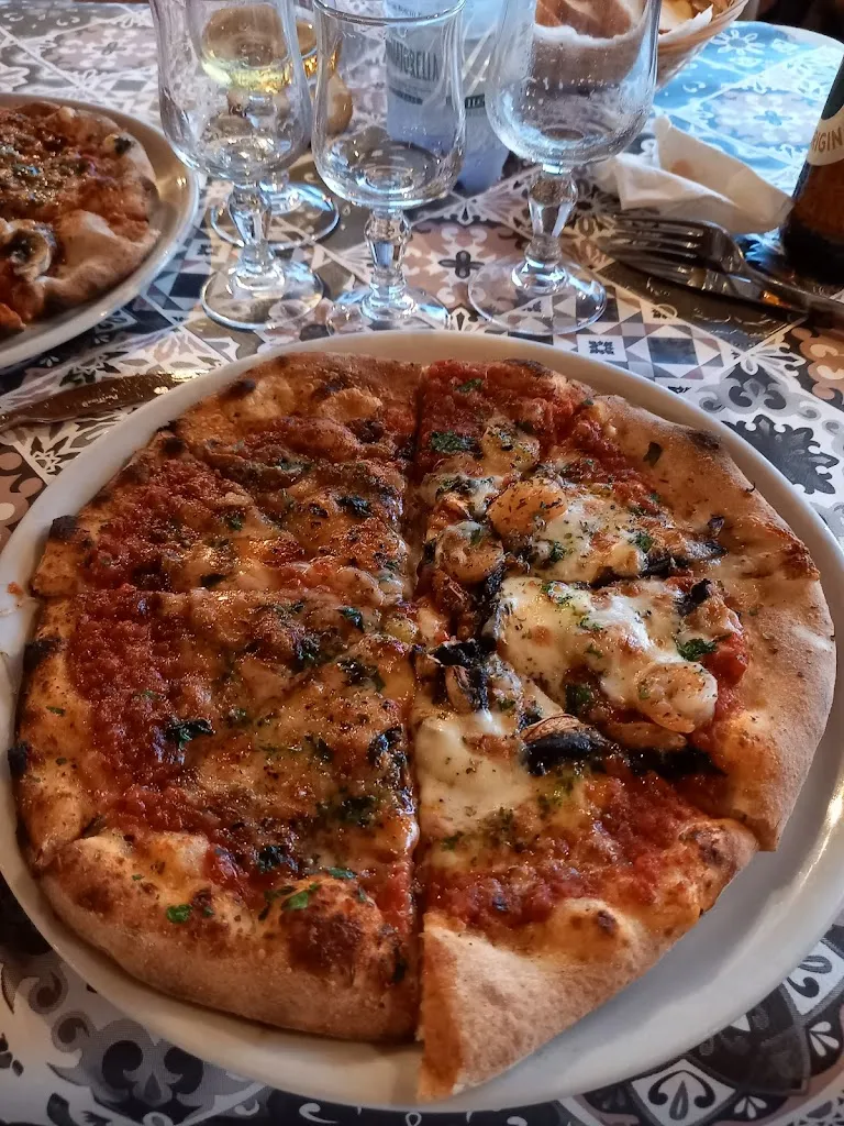 Demis Giacalone_La Risacca_Pantelleria_review