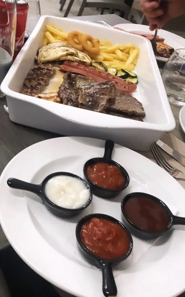 Cinà Pizzeria & Tavola calda_Pantelleria_slider_image_2