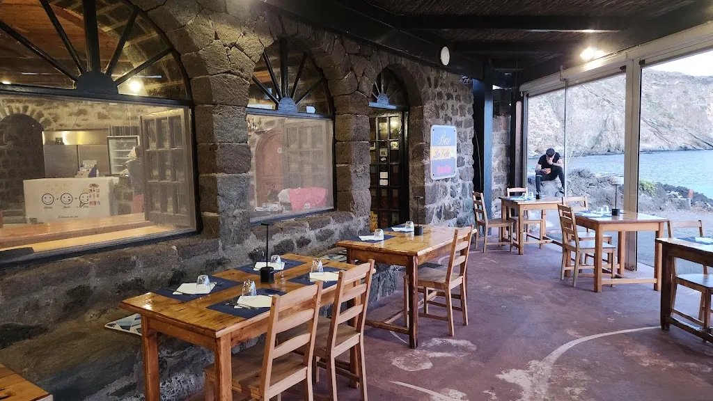 Ristorante Bar La Vela restaurant in Pantelleria