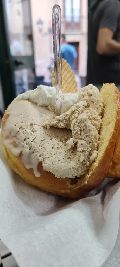 marcelo loprestti_Bar Pasticceria Tabaccheria di Torcivia Salvatore_Pettineo_Bewertung