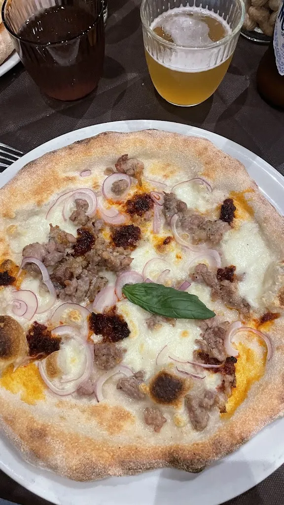 Pizzeria Il rustico_Piano dei Geli_slider_image_2