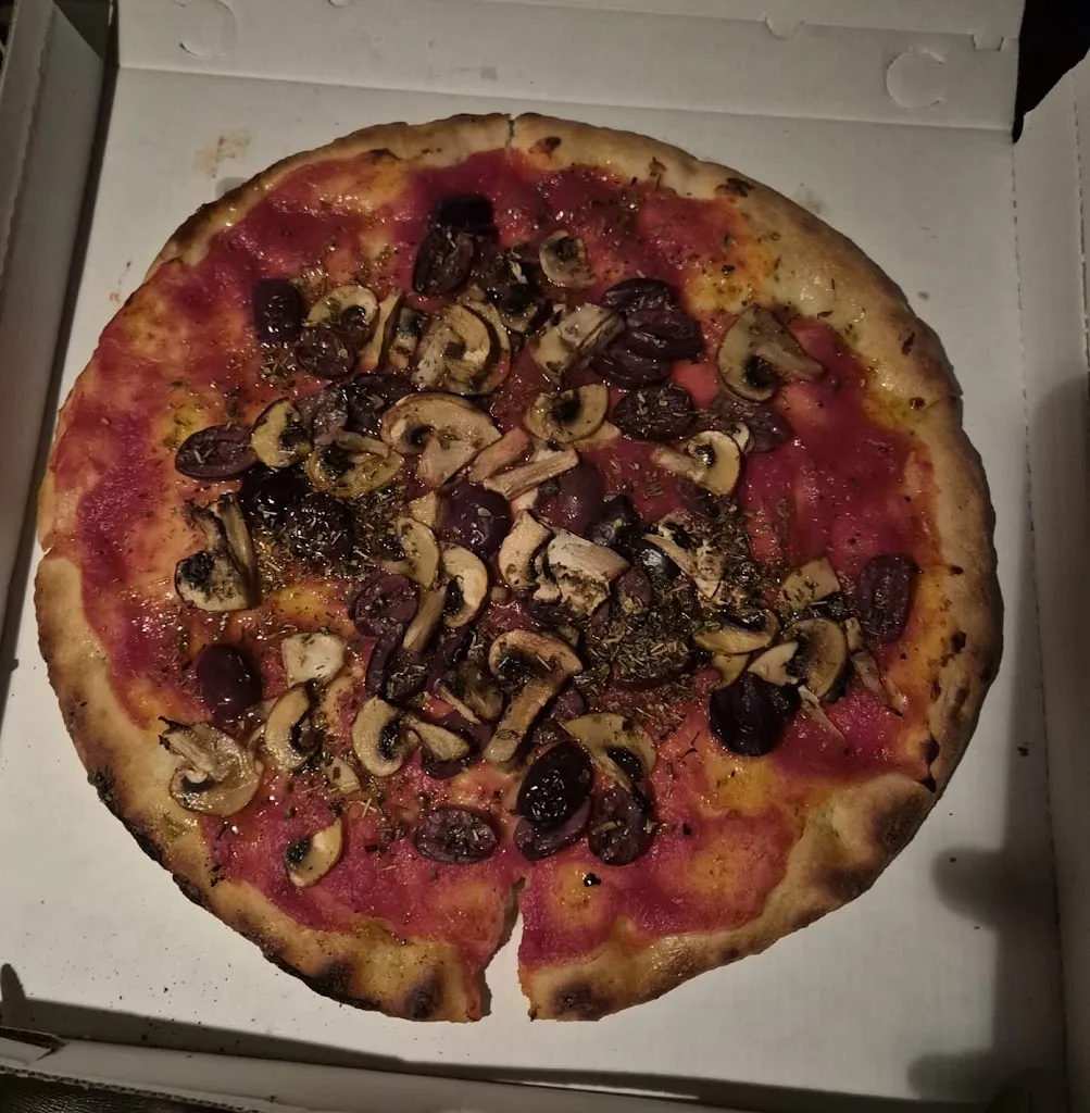 Carmelo Piazza_Terra Madre Pizzeria Biologica - Paternò_Paternò_review