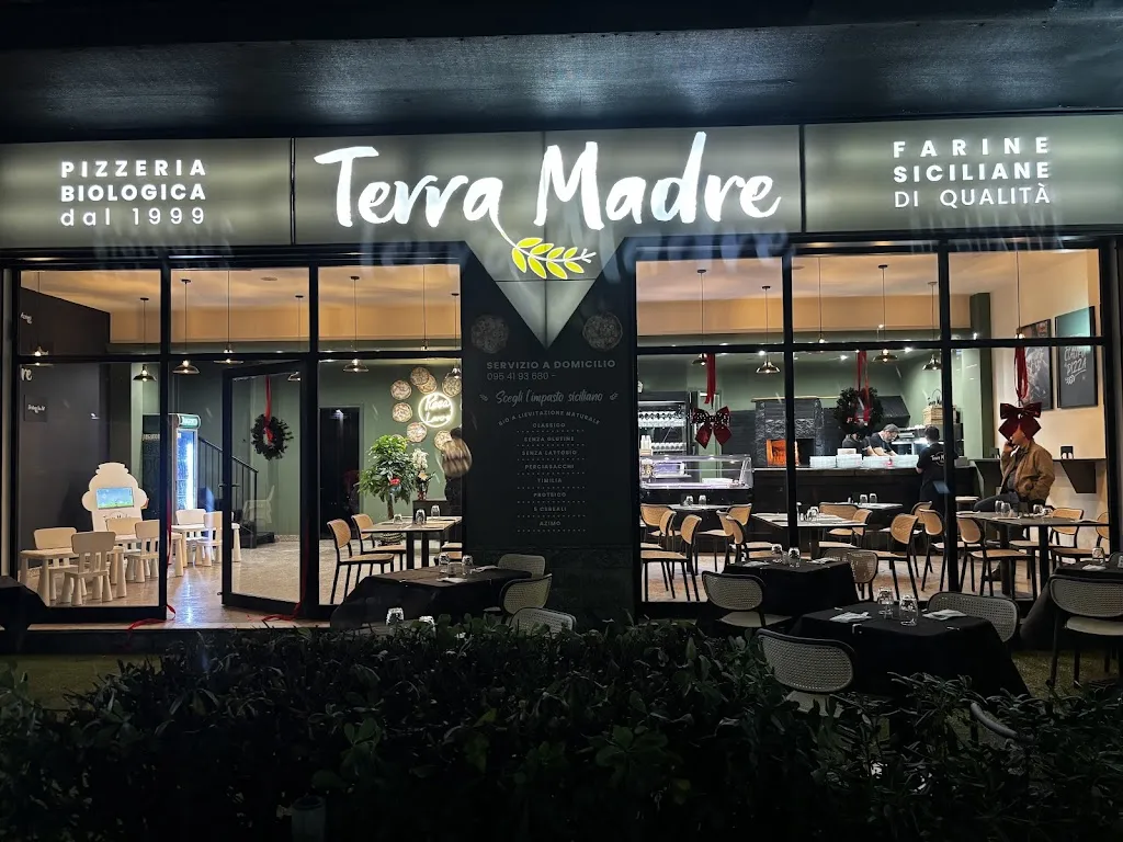 Terra Madre Pizzeria Biologica - Paternò_Paternò_slider_image_1