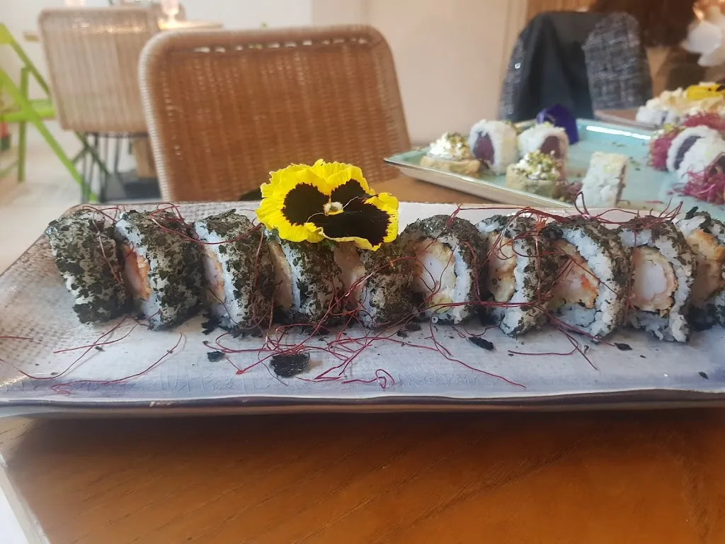 Luca Bombaci_Korì - Sushi & Pizza_Paternò_review